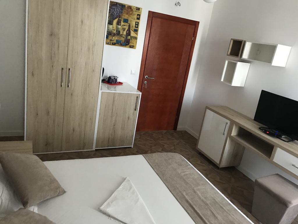 Apartments Stanaj 乌尔齐尼 外观 照片